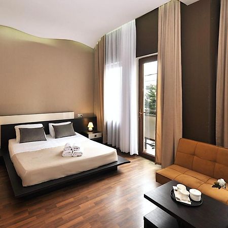Hotel Majestic Tbilisi ภายนอก รูปภาพ