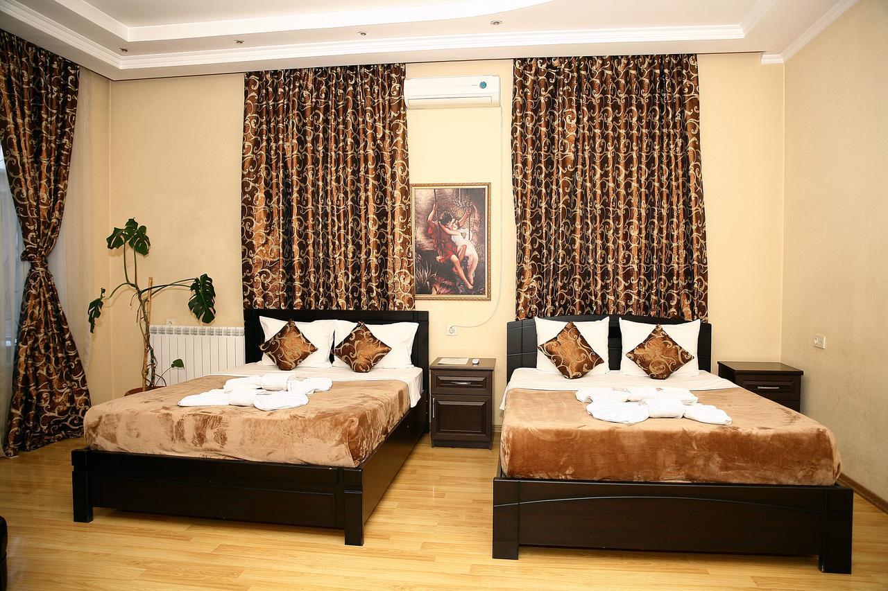 Hotel Majestic Tbilisi ภายนอก รูปภาพ