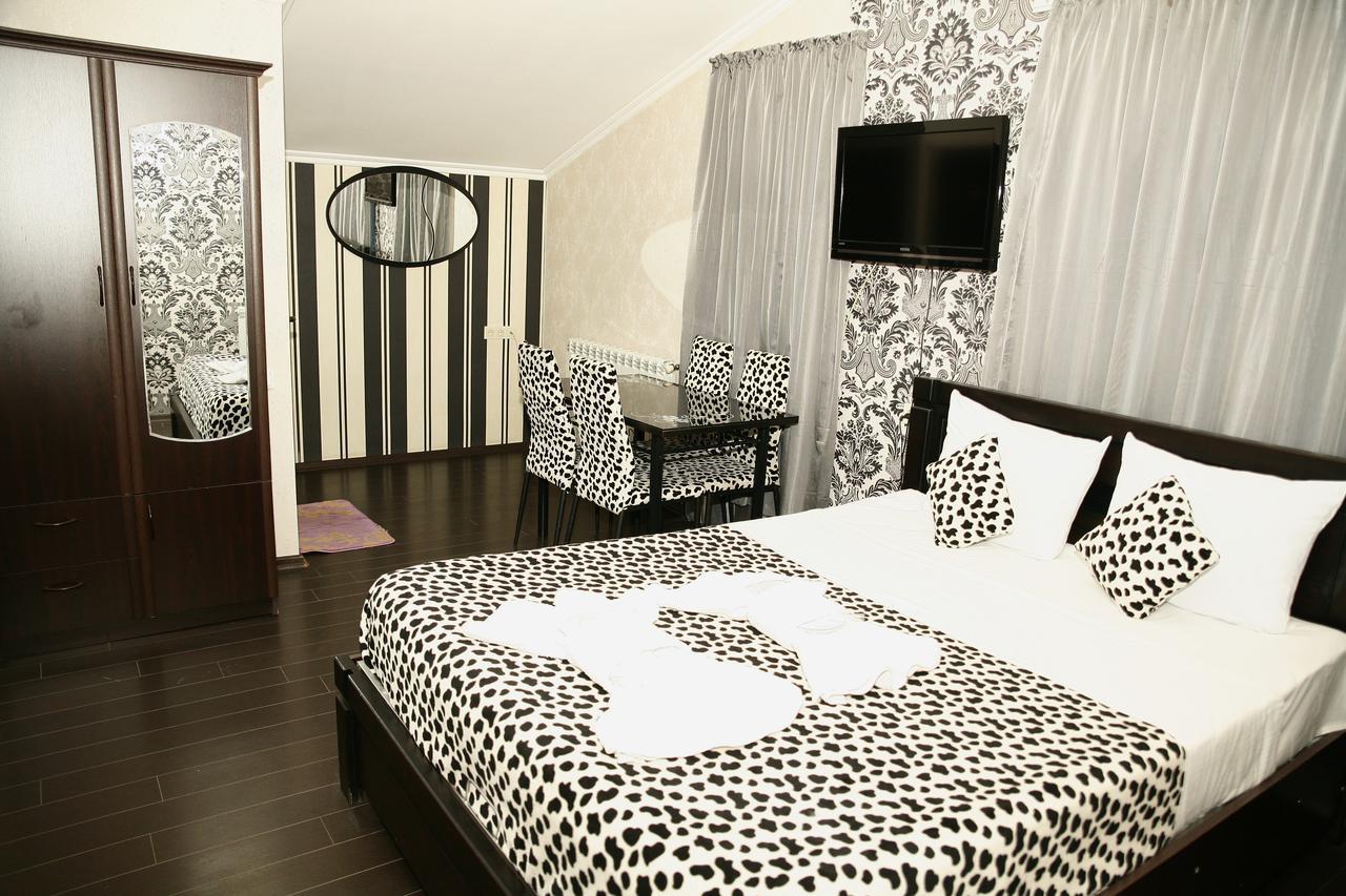 Hotel Majestic Tbilisi ภายนอก รูปภาพ