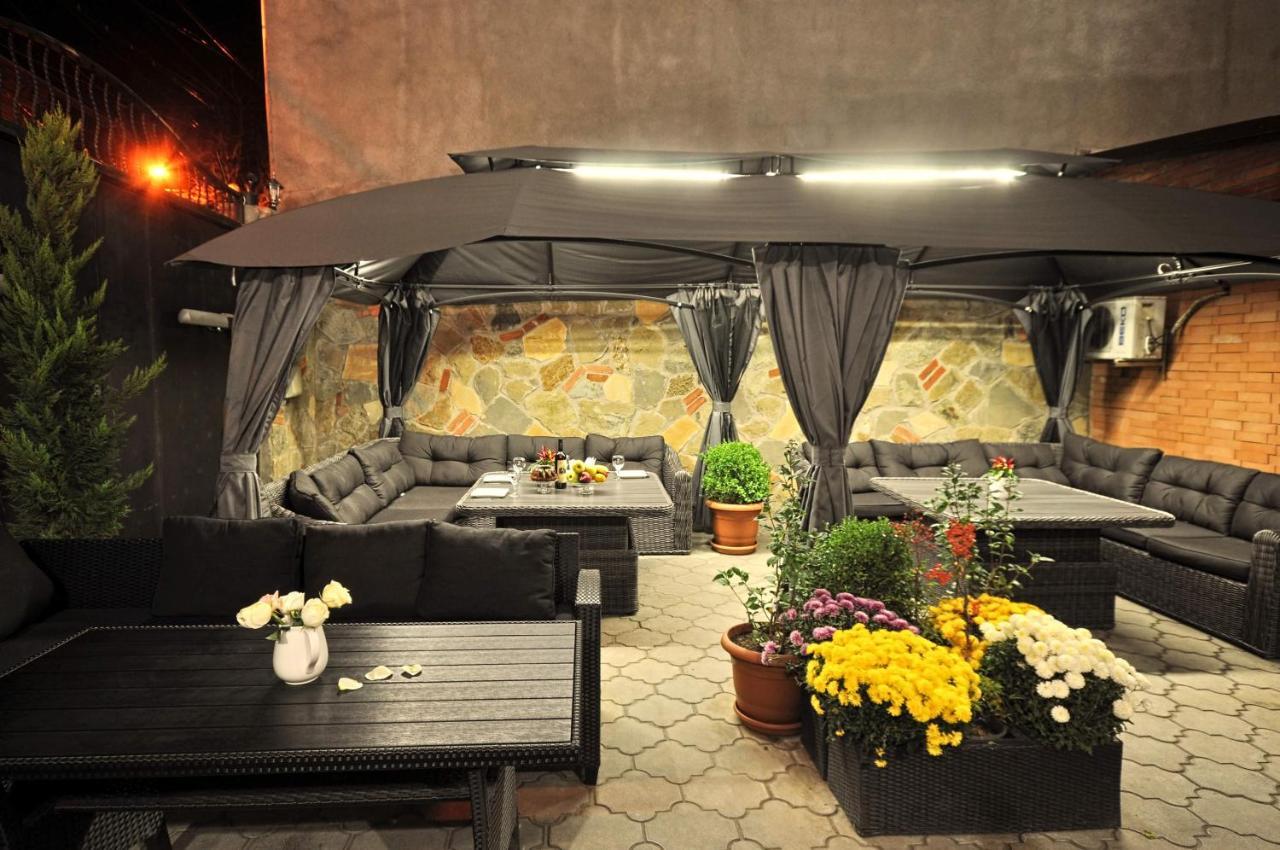 Hotel Majestic Tbilisi ภายนอก รูปภาพ